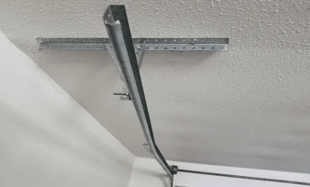 bent-garage-door-tracks